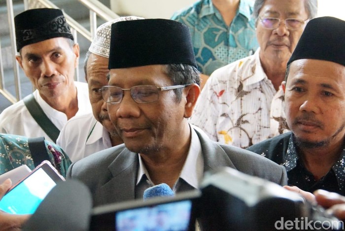 Mahfud Md Jelaskan Drama Batal Jadi Cawapres Pekan Depan