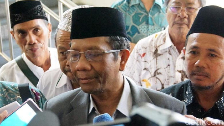 Cerita Mahfud Md Tolak Aksi 2019GantiPresiden Cerita Mahfud Md Tolak Aksi 2019GantiPresiden