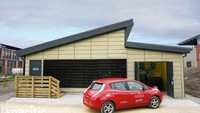 Bangunan ini dirancang oleh para ahli di SPECIFIC, Pusat Inovasi dan Pengetahuan Inggris yang dipimpin oleh Universitas Swansea. Istimewa/Inhabitat.