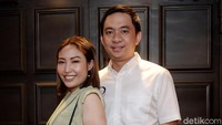 Ayu Dewi terkenal doyan ngebanyol dan pecicilan.