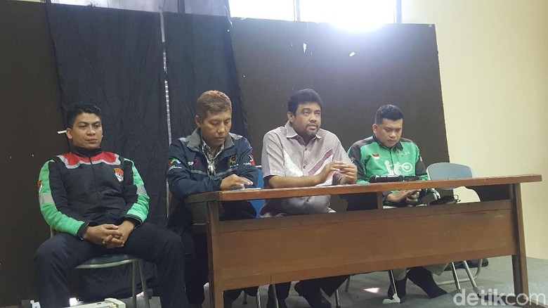 MK Tolak Legalkan Ojol, DPR Diminta Bentuk Pansus MK Tolak Legalkan Ojol, DPR Diminta Bentuk Pansus