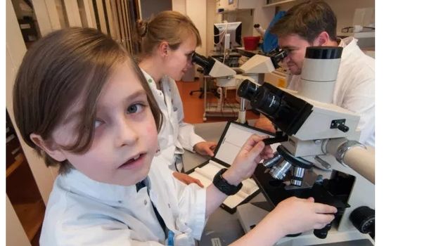 Bocah Jenius, Lulus Kuliah dari Jurusan Teknik Elektro di Usia 9 Tahun