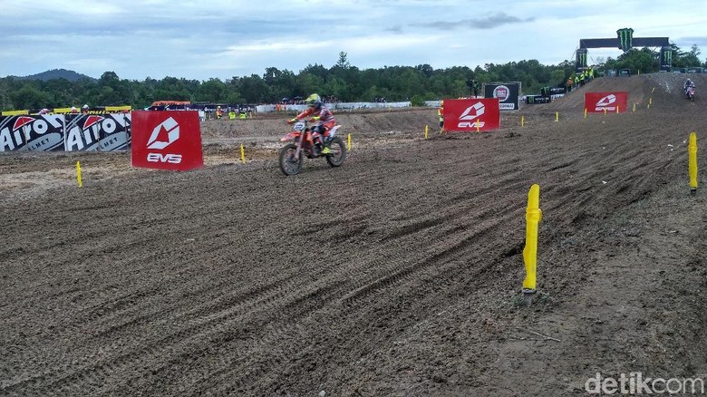 Di MXGP Pangkalpinang, Menpora Semangati Para Crosser Indonesia Di MXGP Pangkalpinang, Menpora Semangati Para Crosser Indonesia