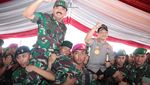 Foto: Keakraban Polri-TNI Rayakan HUT Bhayangkara di Jayapura