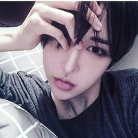 Seperti dilansir dari Koreaboo, Han Jin Ho mengungkapkan dirinya selalu menggunakan Photoshop untuk semua fotonya. Ia kemudian memutuskan menjalani operasi plastik untuk membuatnya menjadi permanen. Foto: Dok. Han Jin Ho