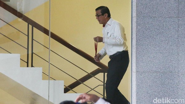 Menkum HAM Yasonna Penuhi Panggilan KPK