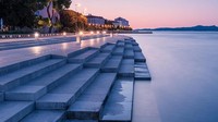 Zadar juga punya destinasi unik berupa Organ Laut. Struktur beton ini akan bersuara seperti alat musik organ. Bedanya, yang satu ini bersuara karena efek ombak dan angin. (Instagram/@likezadar)