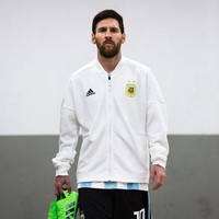 Lionel Messi dikenal sebagai striker andalan klub Barcelona dan timnas Argentina dan juga salah satu pencetak gol terbanyak di liga Eropa. Foto: Instagram