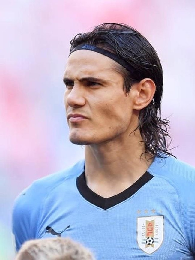 Edinson Cavani merupakan penyerang utama Paris Saint-Germain sekaligus timnas Uruguay. Ia dikenal berkat insting gol tajam di depan gawang lawan. Foto: Instagram