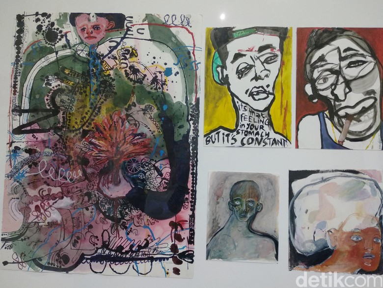 Karya-karya Natisa Jones Kerap Bicara soal Sosok Figuratif Foto: Tia Agnes/ detikHOT Karya-karya Natisa Jones Kerap Bicara soal Sosok Figuratif Foto: Tia Agnes/ detikHOT