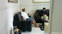 Di video yang viral, Raja Sengon itu juga sempat menunjukkan deretan mobil yang digunakan untuk berburu cewek/Foto: Ardian Fanani