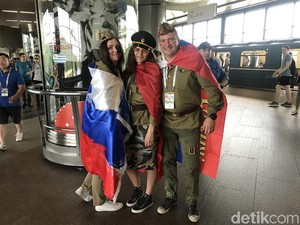 Bahkan Fans Rusia Tak Mengira Timnya Menang atas Spanyol