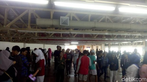 Meet and greet Bowo Alpenliebe Tik Tok / 