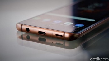 Ditenagai prosesor Exynos 9810. Foto: Adi Fida Rahman/detikINET