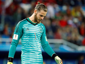 Bukan Pakai Mobil Sendiri, De Gea Pernah Nyewa Mobil Van
