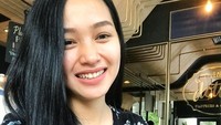Super happy! Thanks love @asyrafkhalid, tulis Tya. Wah, pastry apa ya yang bikin Tya happy banget? Foto: Instagram tyaarifinnw