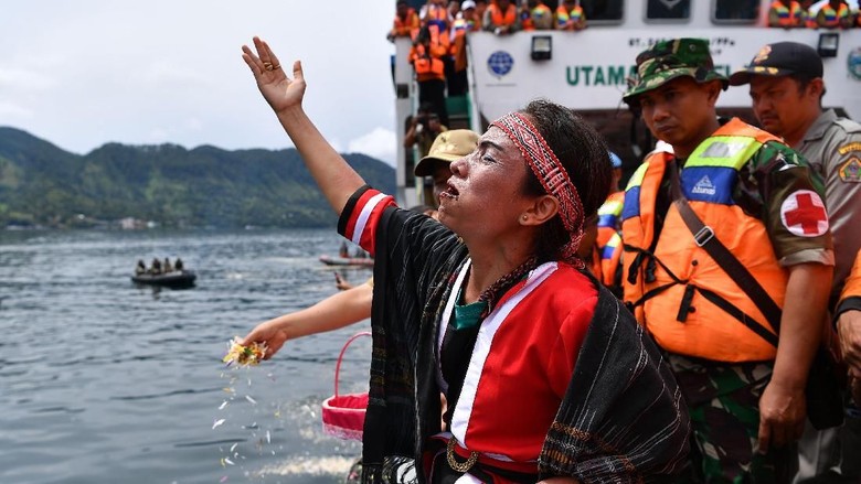 Monumen Korban KM Sinar Bangun akan Dibangun di Danau Toba Monumen Korban KM Sinar Bangun akan Dibangun di Danau Toba