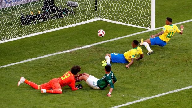  Proles gol pertama Brasil ke gawang Meksiko yang dicetak Neymar. (