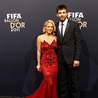 Agar Shakira mendapat energi yang cukup untuk berolaharaga atau beraktivitas, Anna menerapkan pola food-combining. Namun, terdapat beberapa makanan yang tak bisa dikombinasikan untuk mendapat efek yang sama. Aku menyarankan Shakira mengonsumsi buah dan produk susu tersendiri karena memiliki enzim pencernaan yang berbeda, kata Anna. (Foto: Getty Images)