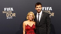 Shakira pun berhasil berumah tangga dengan Gerrad Pique yang 10 tahun lebih muda darinya. David Ramos/Getty Images