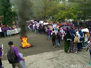 Penjaringan Rektor Unigal Ciamis Berbuntut Demonstrasi Mahasiswa
