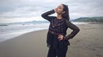 Foto: Gaya Liburan Si Cantik Adzana Bing Slamet