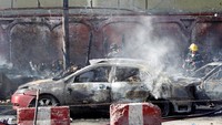 Juru bicara Pemerintah Provinsi, Attaullah Khogyani menyampaikan pada kantor berita AFP bahwa akibat ledakan bom bunuh diri itu 19 orang tewas, dan 12 diantaranya adalah Sikh dan Hindu. Ledakan ini juga melukai 20 orang yang berada di sekitar lokasi kejadian. Parwiz/Reuters.