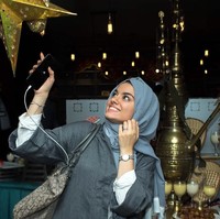 Kini, Leesa Seal sudah memiliki lebih dari 66 ribu pengikut di Instagram. Video klip We Are Driver sudah ditonton lebih dari 800.000 pengguna Youtube. Foto: Instagram/LeesaSeal