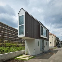 Seperti dikutip dari Elite Readers, luas bangunan hanya 55 meter per segi. Bentuknya pun mengerucut di kedua sisinya. (Foto: Dok. Mizuishi Architect Atelier/ Hiroshi Tanigawa)