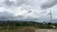 Saat ini sebanyak 30 Wind Turbin Generator (WTG) yang terpasang pada PLTB Sidrap telah menghasilkan energi listrik untuk Sistem Sulawesi Bagian Selatan.