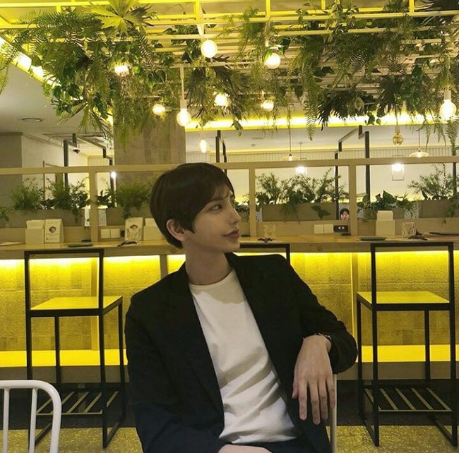 Pria yang kini memiliki 141 ribu lebih jumlah pengikut di Instagram ini pun mulai mendapatkan popularitas setelah dirinya muncul di TV Korea. Foto: Dok. Han Jin Ho