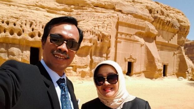   Ambbadador of Indonesia to Arabia Saudi Agus Maftuh Abegebriel with his wife during a visit to Mada in Saleh 