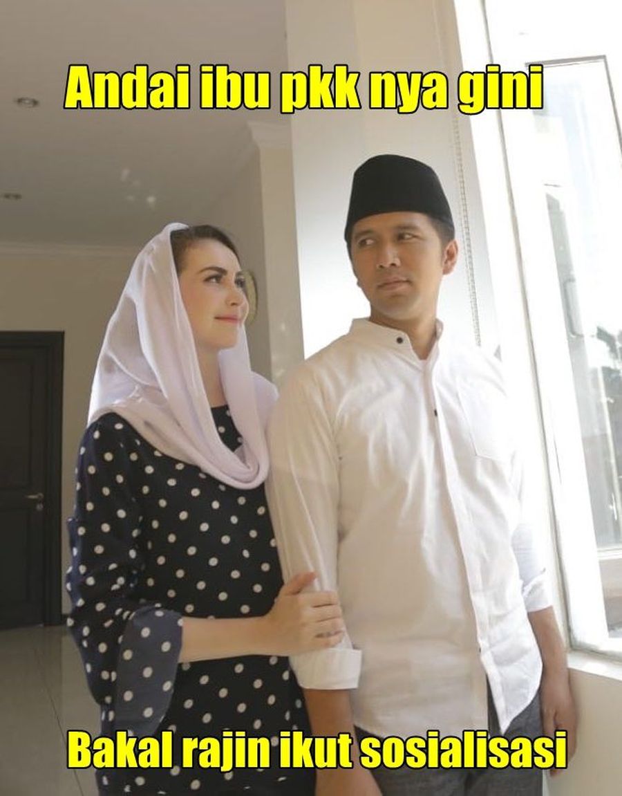 Meme Kocak Ibu Pkk Cantik Ini Bikin Para Pria Ingin Pindah Ktp