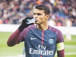 Thiago Silva masuk dalam kandidat pengisi tim terbaik FIFA FIFPro XI. Penilaian itu diberikan untuk performa pada periode 3 Juli 2017-15 Juli 2018 (Instagram @thiagosilva_33)