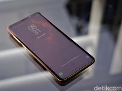 Unboxing Galaxy S9+ Sunrise Gold yang Pancarkan Kemewahan