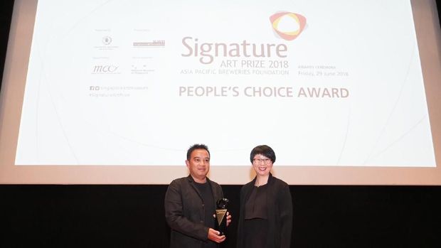 Lukisan Gede Mahendra Yasa Menangkan Signature Art Prize 2018 