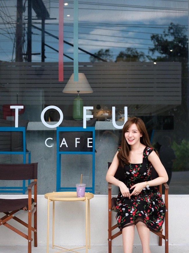 Beberapa netizen juga berkomentar bahwa Toey membuat mereka sakit gigi karena penampilannya yang manis seperti gula. (Foto: Instagram)