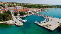 Zadar merupakan kota pelabuhan cantik yang menghadap ke Laut Adriatik. Jaraknya 3 jam perjalanan naik mobil dari Zagreb, ibu kota Kroasia. (Instagram/@likezadar)