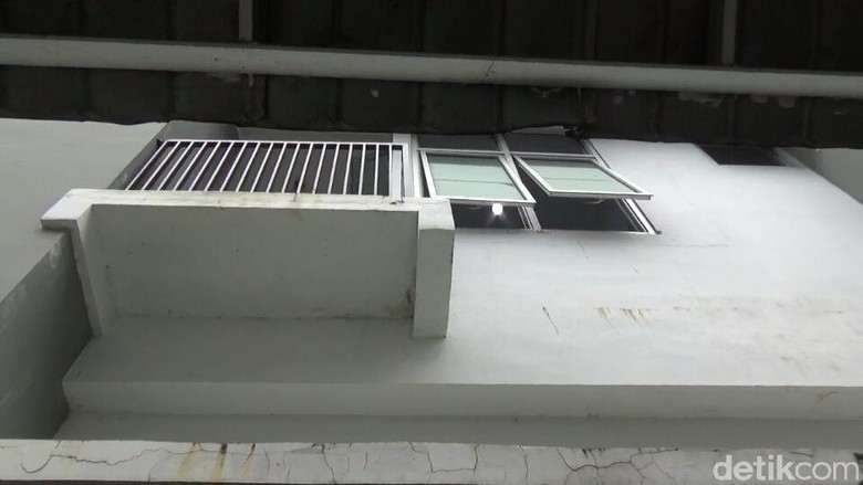 Diduga Loncat dari Lantai 2, Pasien RSUD Tasikmalaya Tewas Diduga Loncat dari Lantai 2, Pasien RSUD Tasikmalaya Tewas