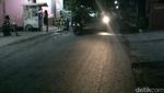 Potret Abu Gunung Agung yang Mendarat di Banyuwangi Dini Hari