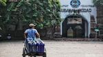 Melihat Makam Mbah Priuk Usai Direnovasi