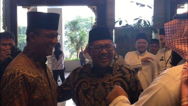 Anies Baswedan bersama Ahmad Heryawan