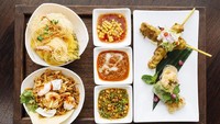 Satu nampan makanan ini, merupakan menu makan siang khas Thailand yang pas untuk disantap di Treepod Dining. Ada sate Thailand, vegetable roll, hinga sepiring pad thai gurih. Foto: Istimewa