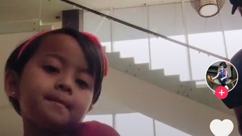 Banyak anak kecil yang berjoged ria di platform ini. Foto: Istimewa