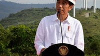 Berada di perbukitan Watang Pulu, sore tadi, saya merasa seperti tengah di negeri Belanda. Seperti di Eropa. Padahal Watang Pulu ini di Kabupaten Sidenreng Rappang, Sulawesi Selatan, kata Jokowi di akun Instagramnya. (Instagram/Jokowi)