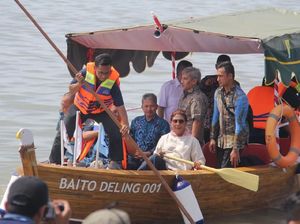 Susi Luncurkan Kapal Bambu Pertama di Dunia Made in RI
