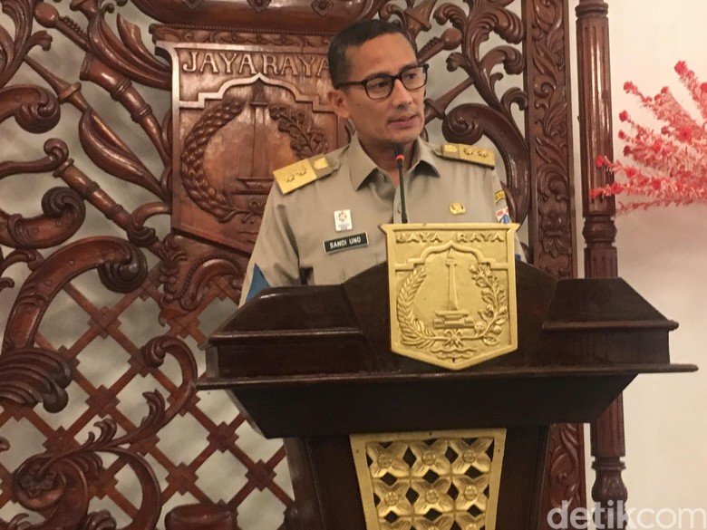Sandi: Kelas Poligami #2019tambahistri di DKI Tak Ada Urgensinya Sandi: Kelas Poligami #2019tambahistri di DKI Tak Ada Urgensinya
