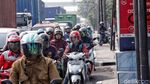 Melihat Tingkah Pengendara Motor Jajah Jalur Pedestrian