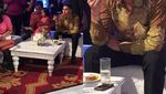 Ini Gaya Makan Krisjiana Baharudin, Model Ganteng Teman Dekat Siti Badriah