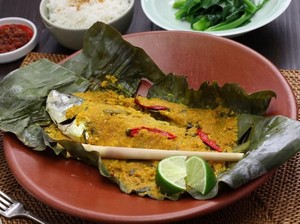 Resep dan Bumbu Pepes Ikan Kembung Sederhana Khas Sunda
